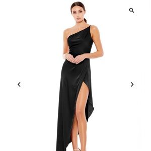 Mac Duggal Elegant One-Shoulder Black Gown